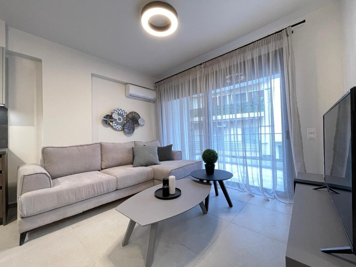 Gleaming Apartments Near Athens Metro Mall Buitenkant foto